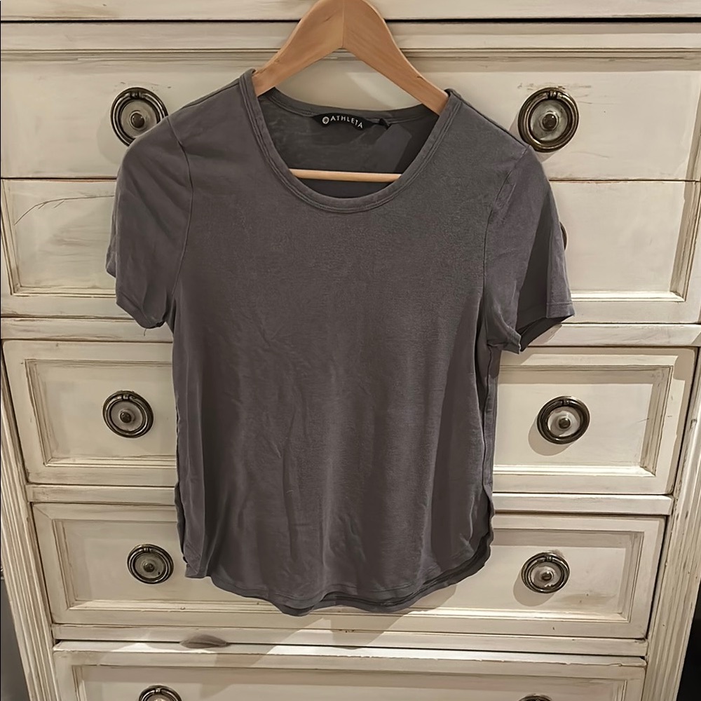 Athleta Short Sleeve T-Shirt